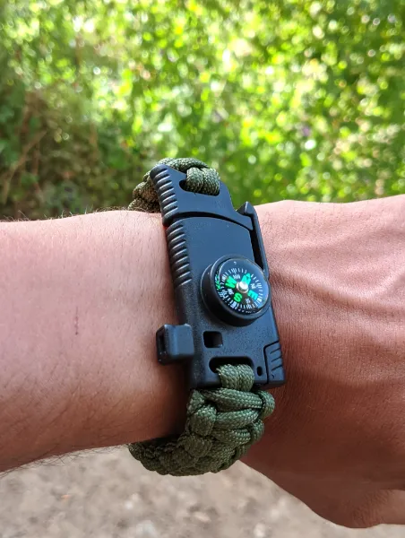 Bracelet Paracorde De Survie Camping a multi Usage - Image 4