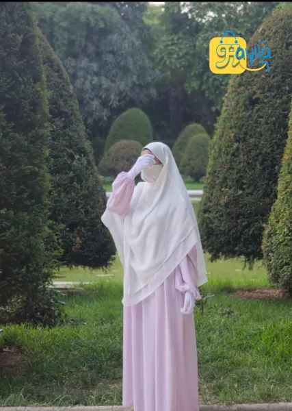 ملابس نسائية - Image 1