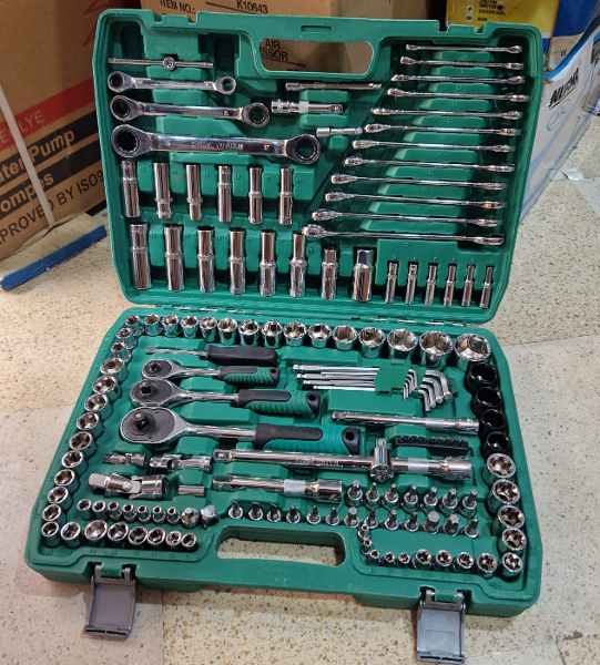 Caisse outils 151 pcs ORIJINAL  - Image 1
