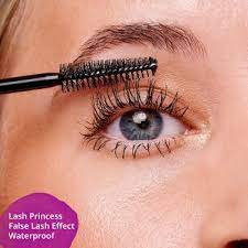 Mascara - Image 1