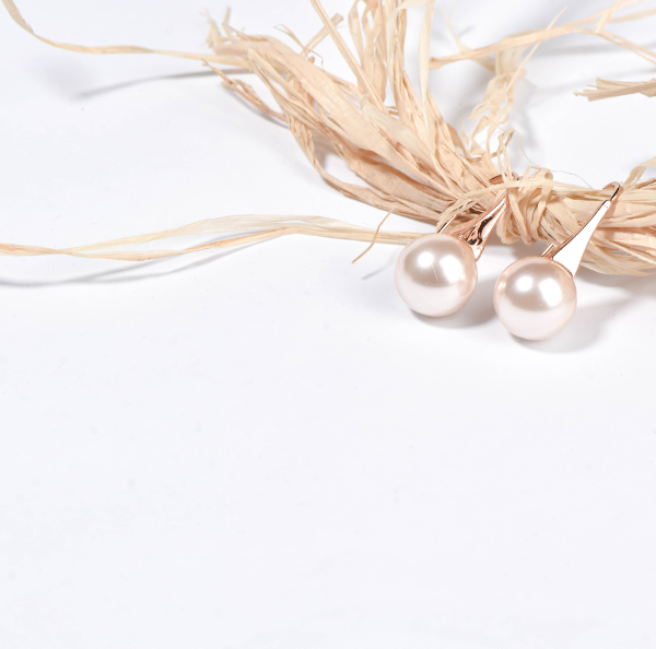 ROSE PEARL EARRINGS - Image 1