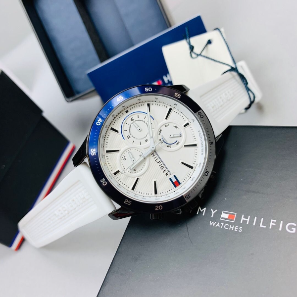Tommy Hilfiger Multifunction à Quartz Men's avec Bracelet Silicone Blanc 1791723 - Image 4