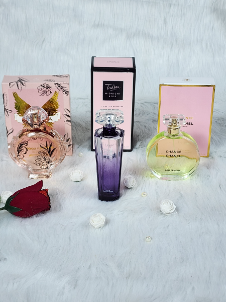 باك 3 عطور نسائي فخمة بسعر أرض  - Image 1