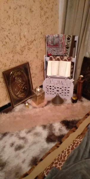 حامل السجاد - Image 1