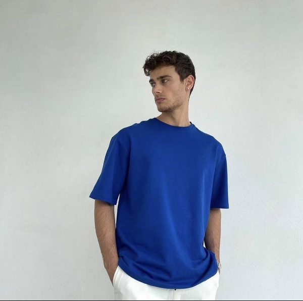 T-shirt Simple Over Size  - Image 1