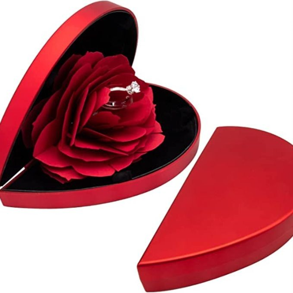 أحلى هدية 💍 - Image 2