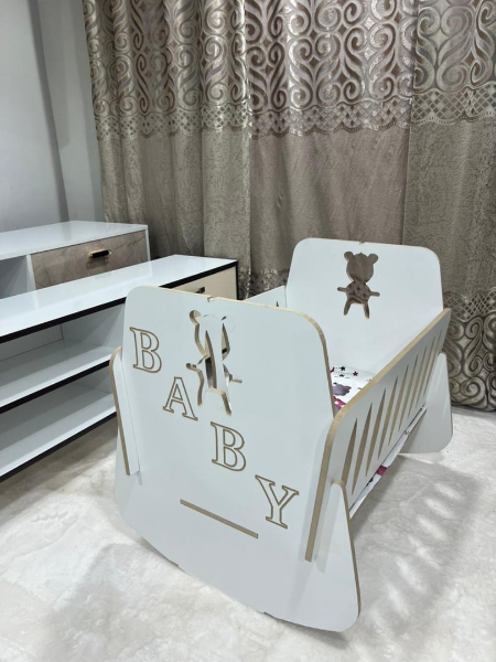 سرير أطفال + ماطلة + مخدة + ناموسية - Image 2