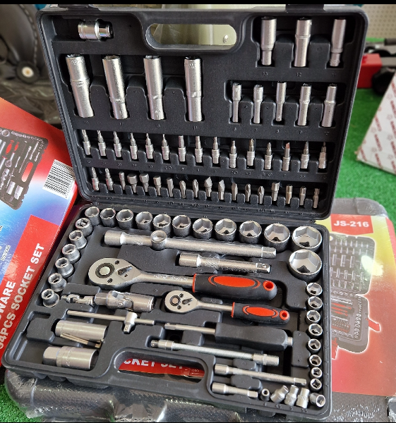 Caisse a outils 94pcs original - Image 3