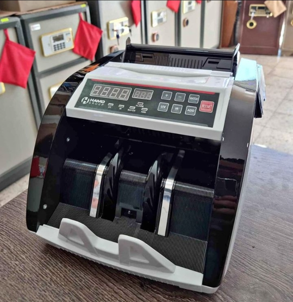 Compteuse de Billet 8816 Multidevises Avec Écran - Image 2