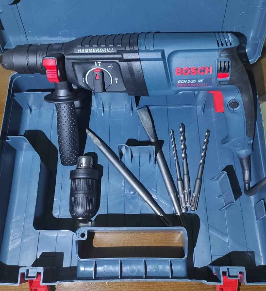 Hilti perforateur BOSCH - Image 1