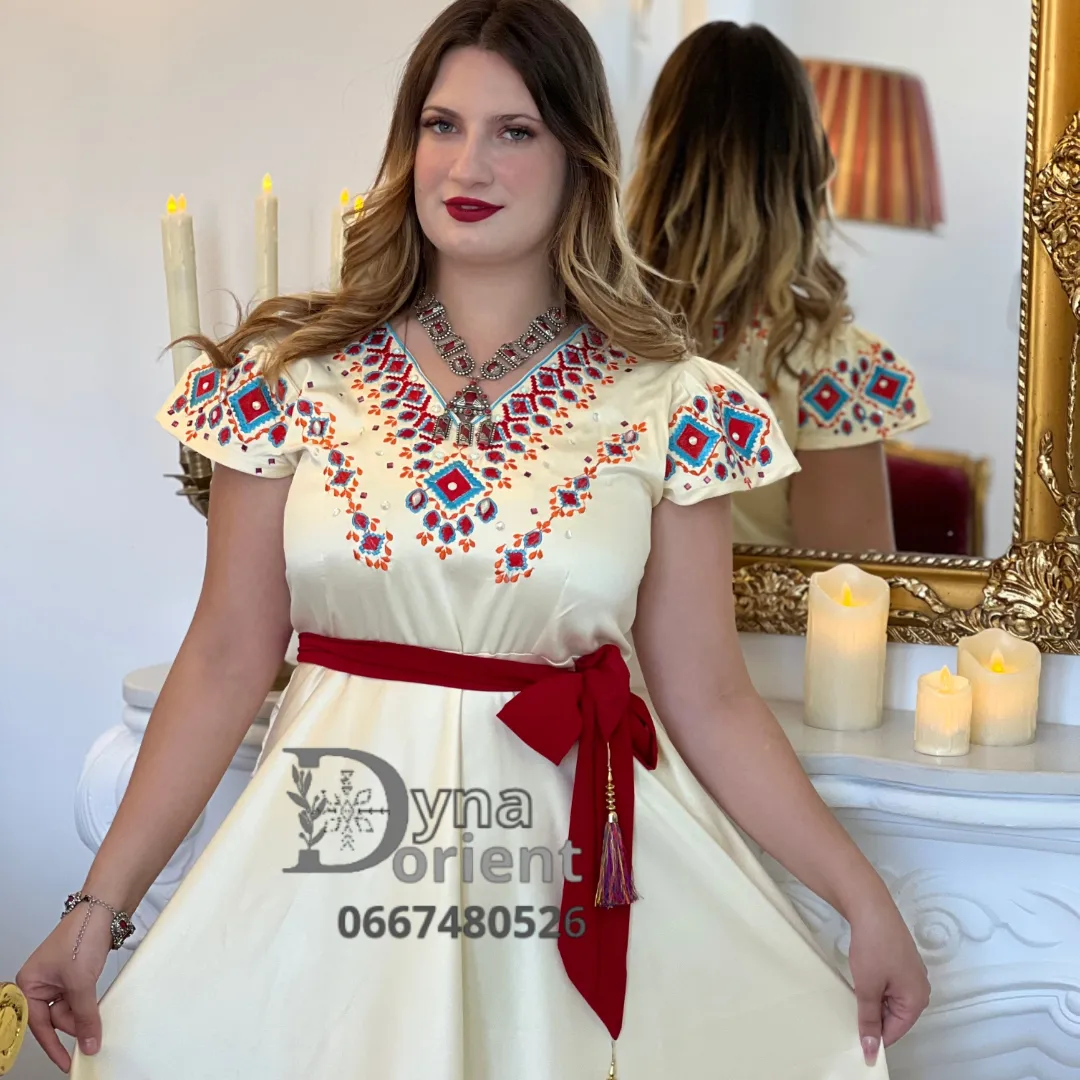robe maria  - Image 3