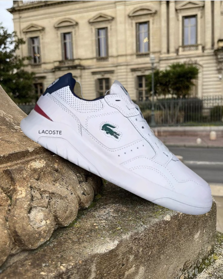 Lacoste  سبب التخفيض لايوجد كل المقاساتA 30% Lacoste Men's Game Advance - Image 1