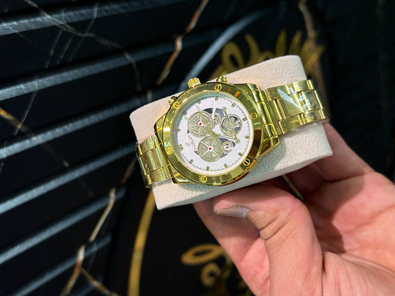ساعة رجالية كاليتي بزاف شابة Édifice hublot festina  - Image 2