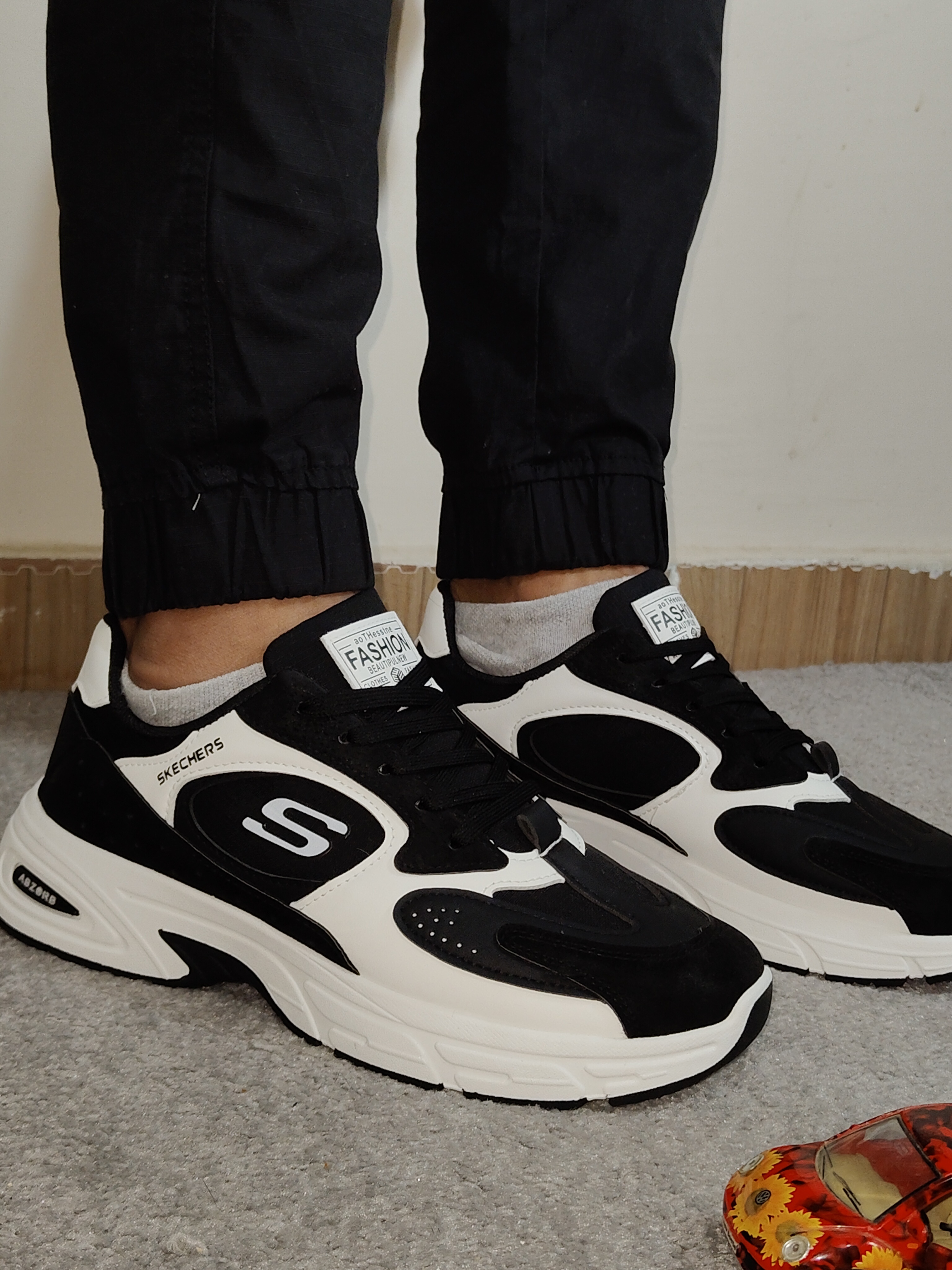 skechers - Image 9
