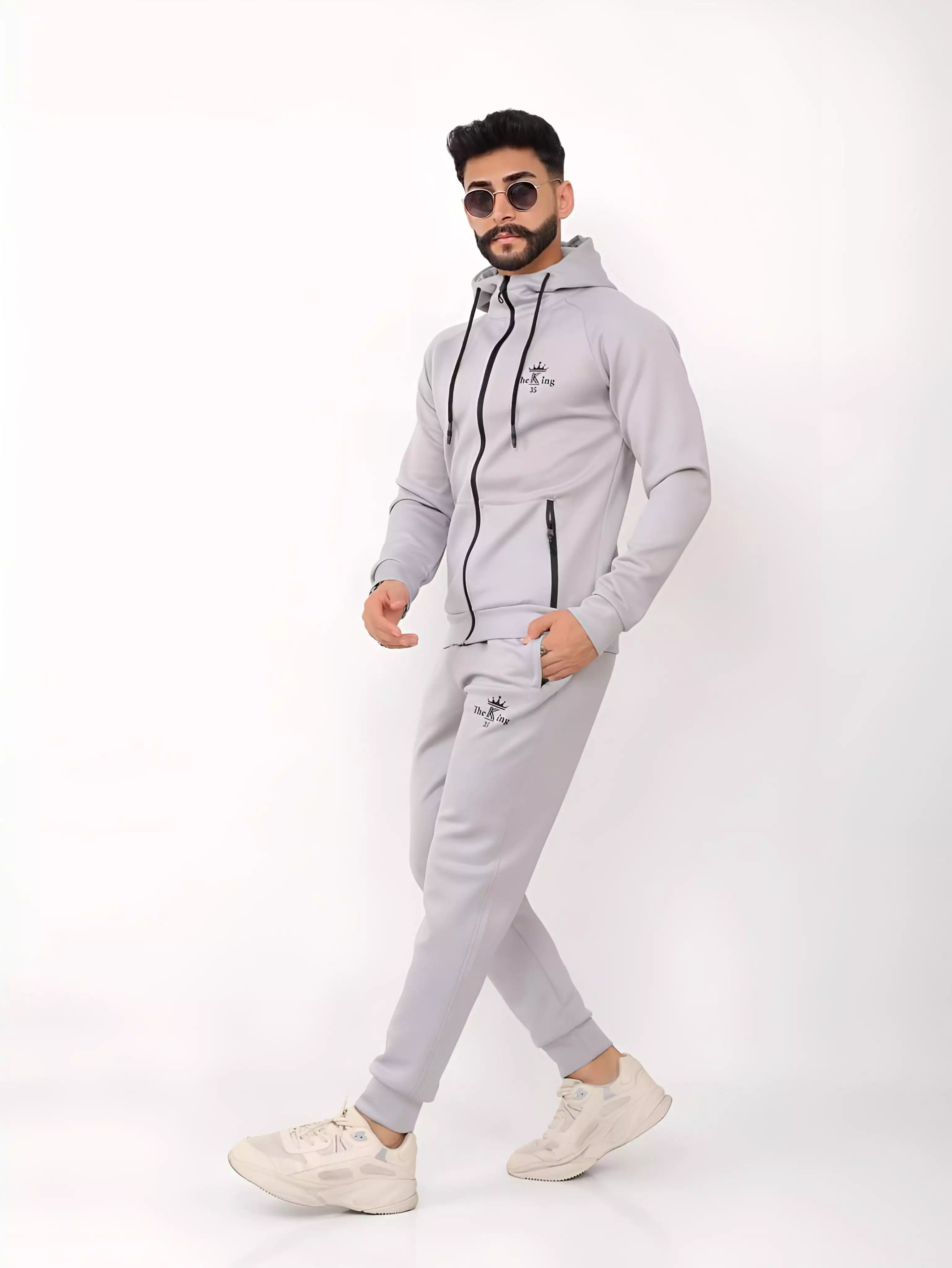 TheKing  - Image 6
