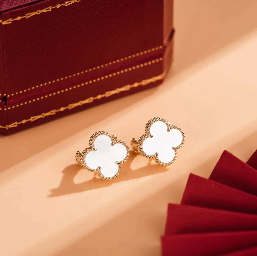 Boucle vancleef blanc - Image 1