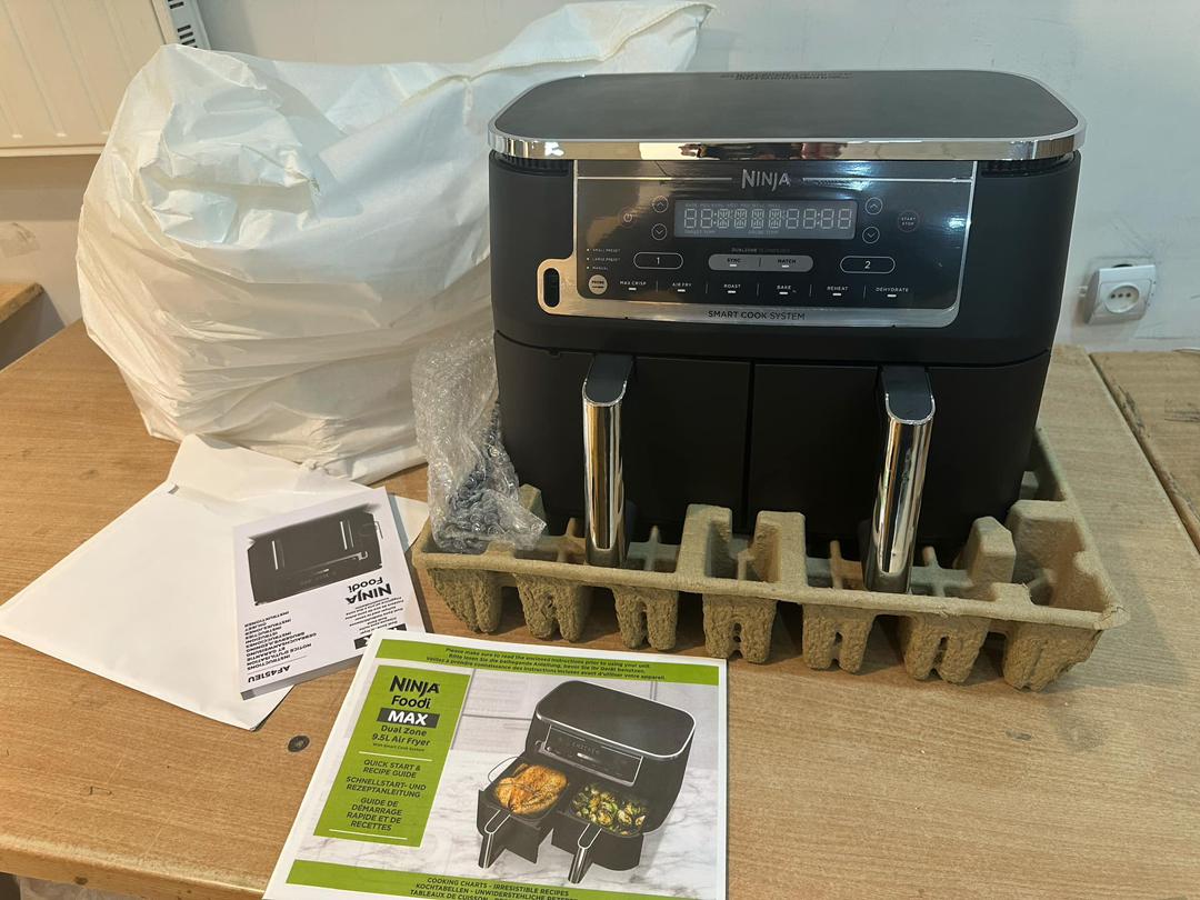 Ninja Air fryer - Image 1