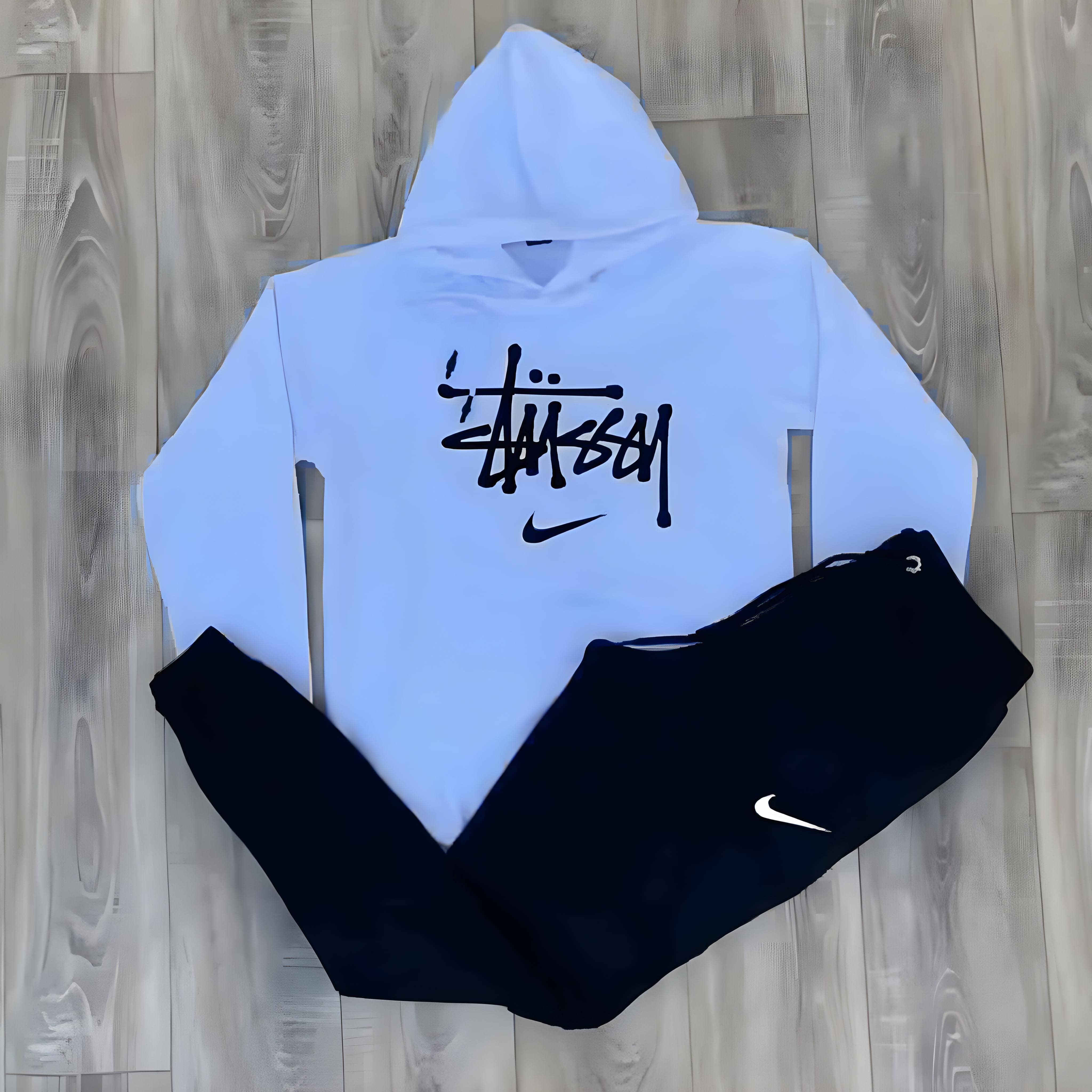 Ensemble Stussy  - Image 2