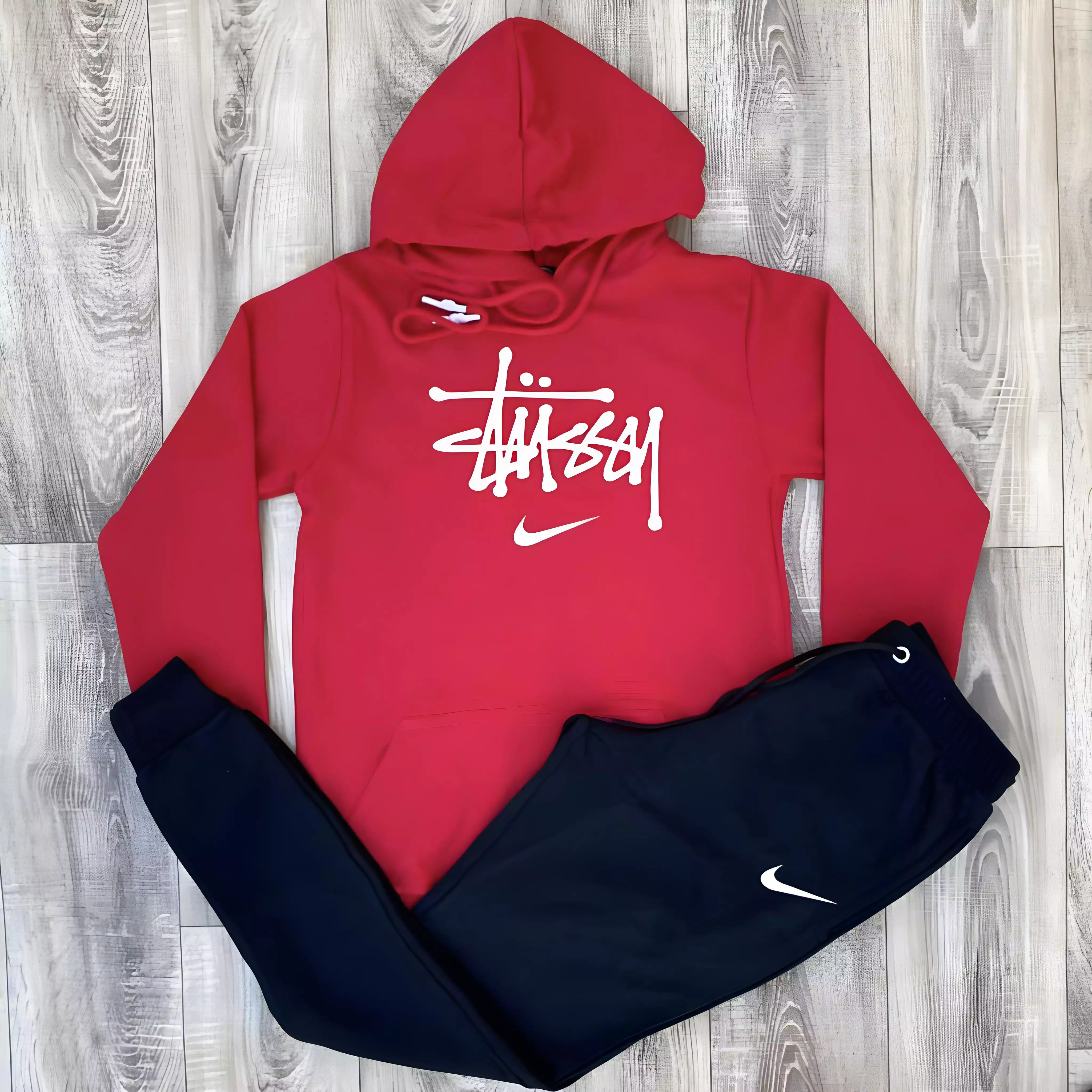Ensemble Stussy  - Image 3
