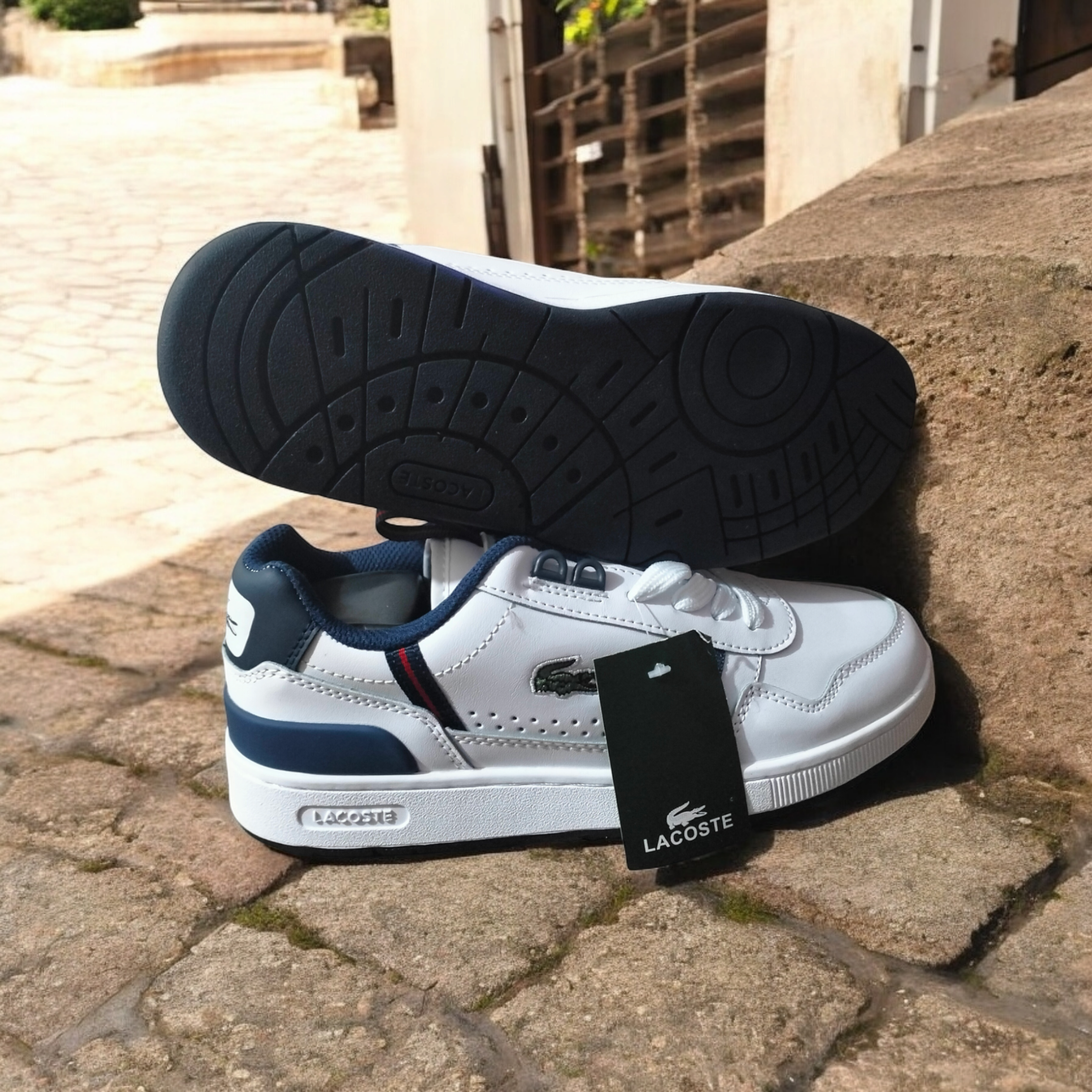 lacoste سبب التخفيض لايوجد كل المقاسات - Image 5