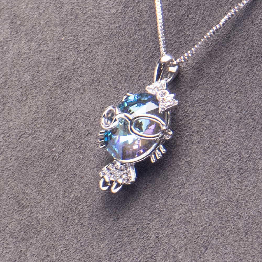 Gleaming Splendor - Image 2