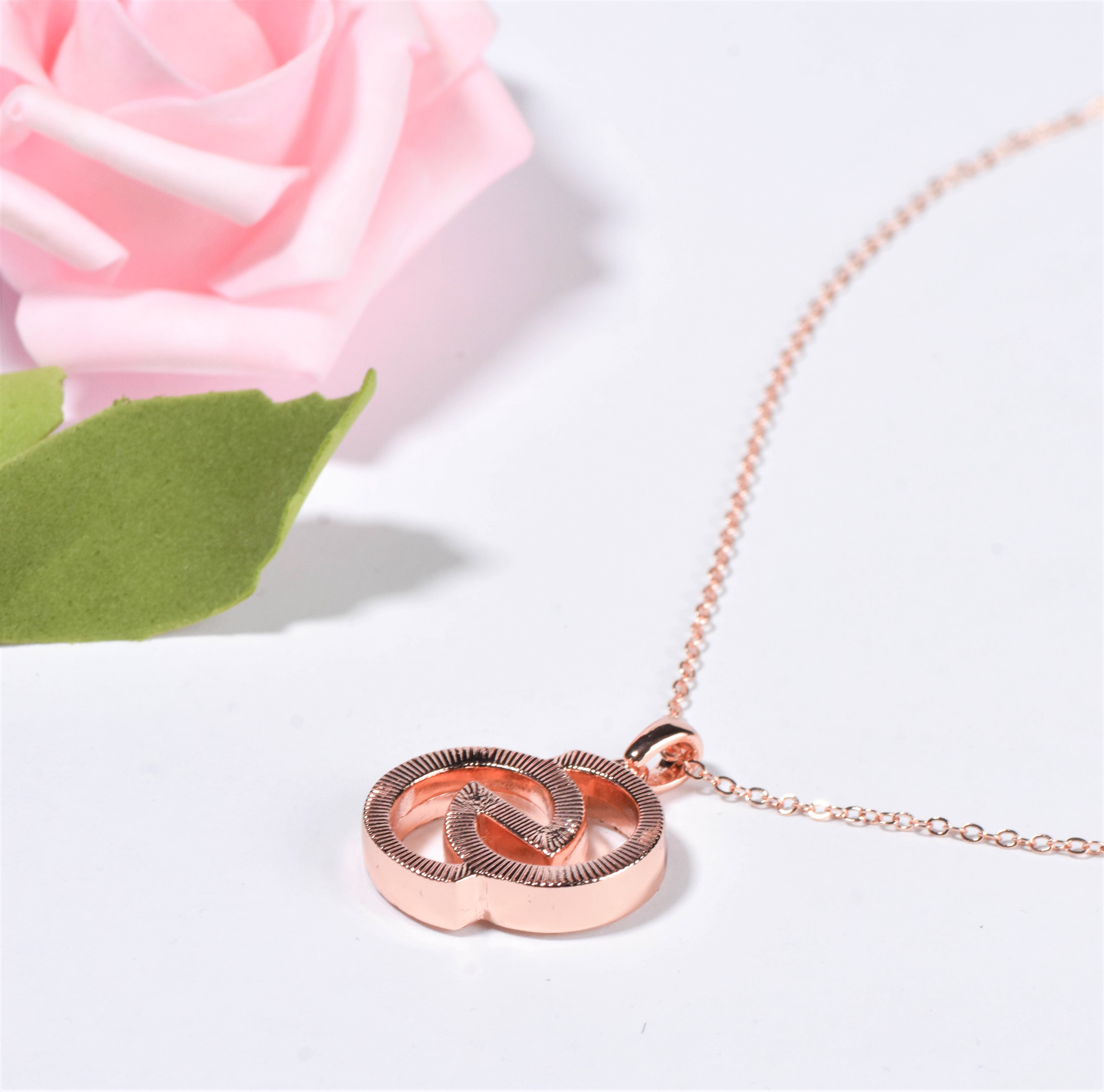 GIORDANI GOLD ANNIVERSARY NECKLACE - Image 1