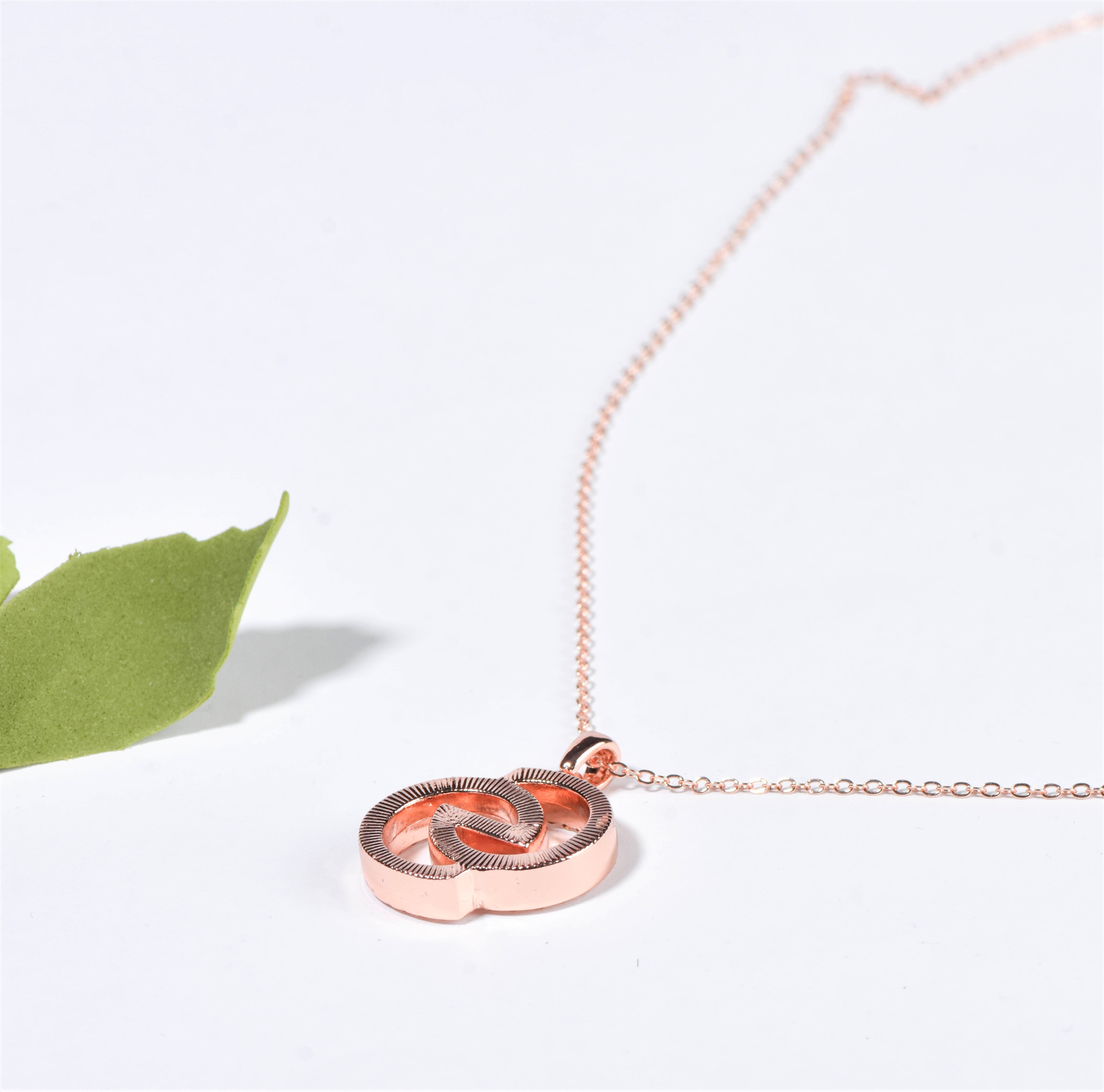 GIORDANI GOLD ANNIVERSARY NECKLACE - Image 2