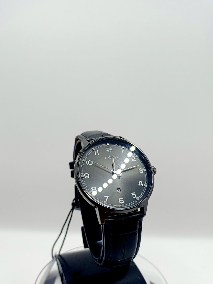 Montre Tomi noir ساعة جلدية من نوع Tomi - Image 6
