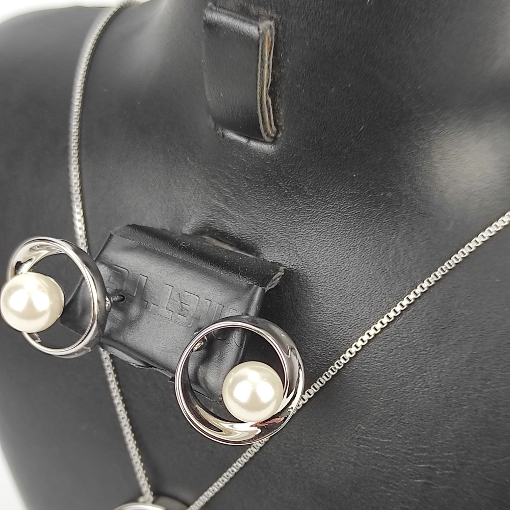 Moonlit Pearl - Image 3