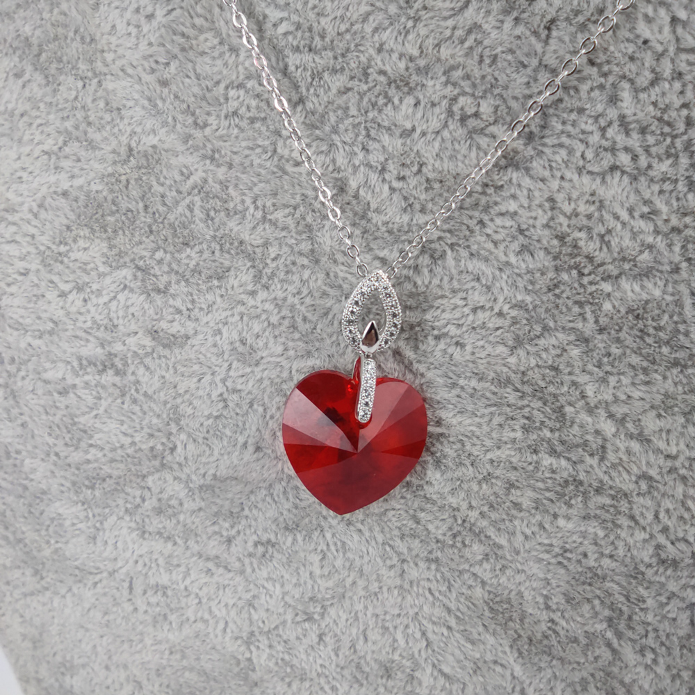 Red Heart Leaf - Image 2