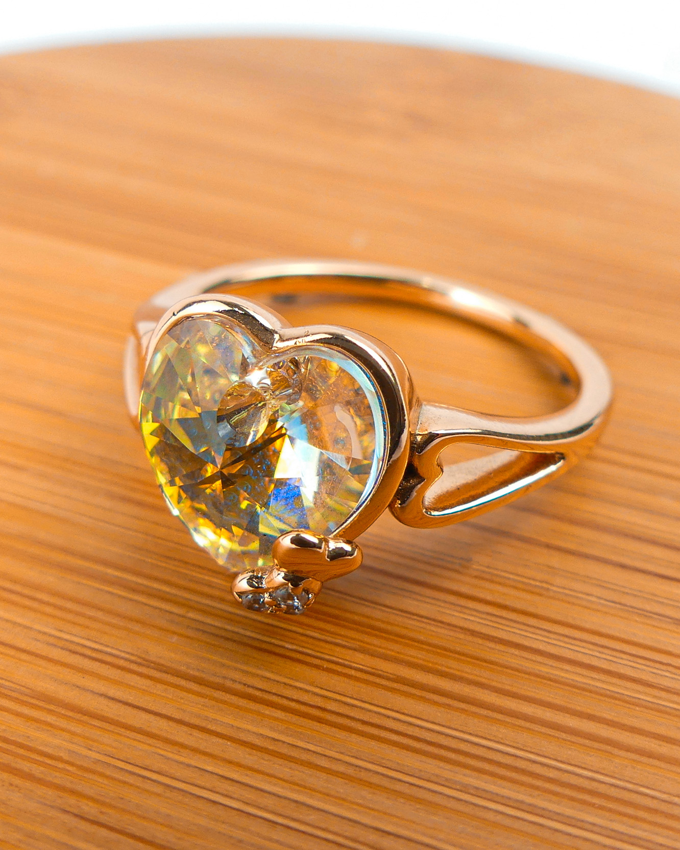 Bague Motif Coeur Jaune - Image 2