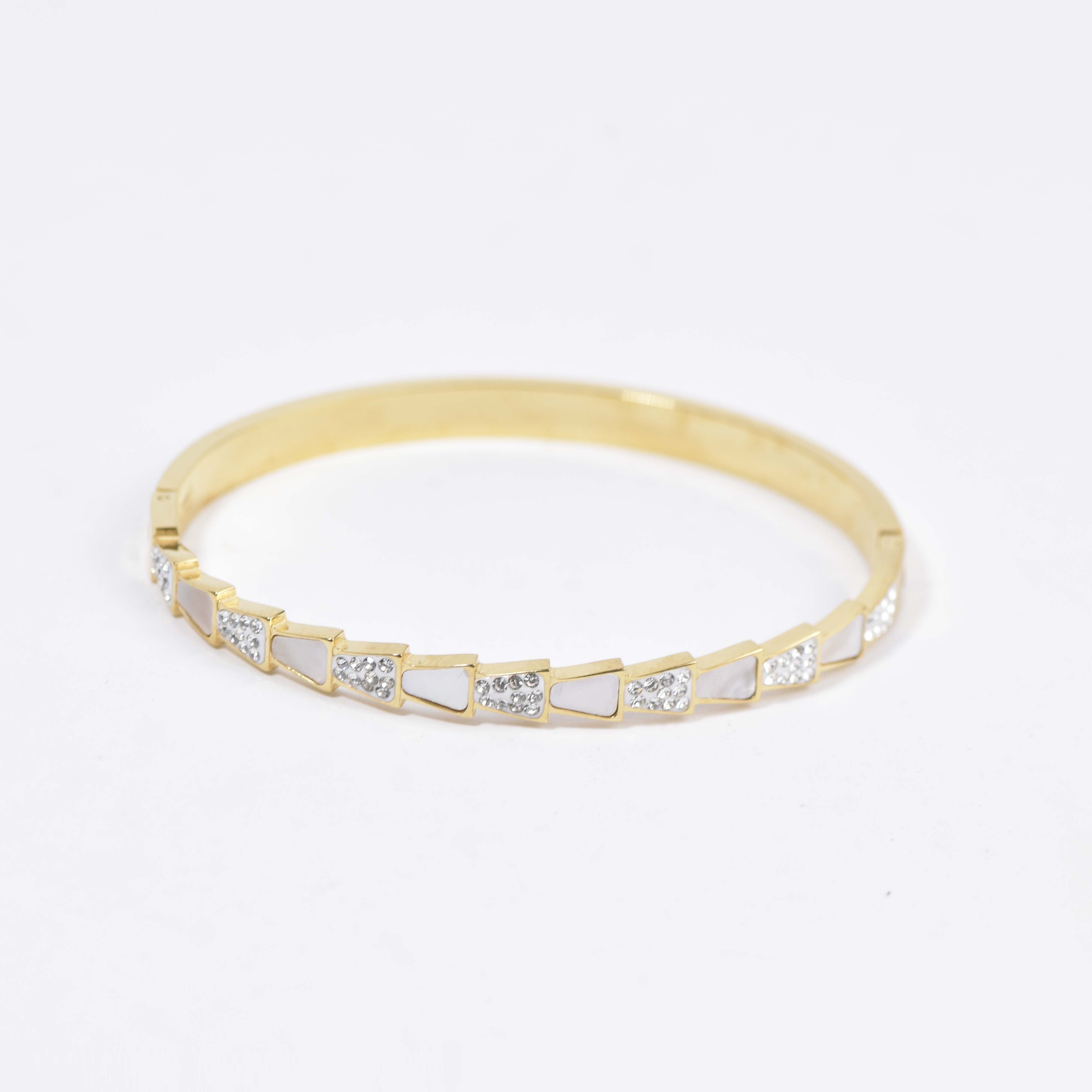 BRACELET TRIANGLE ÉTERNEL - Image 2