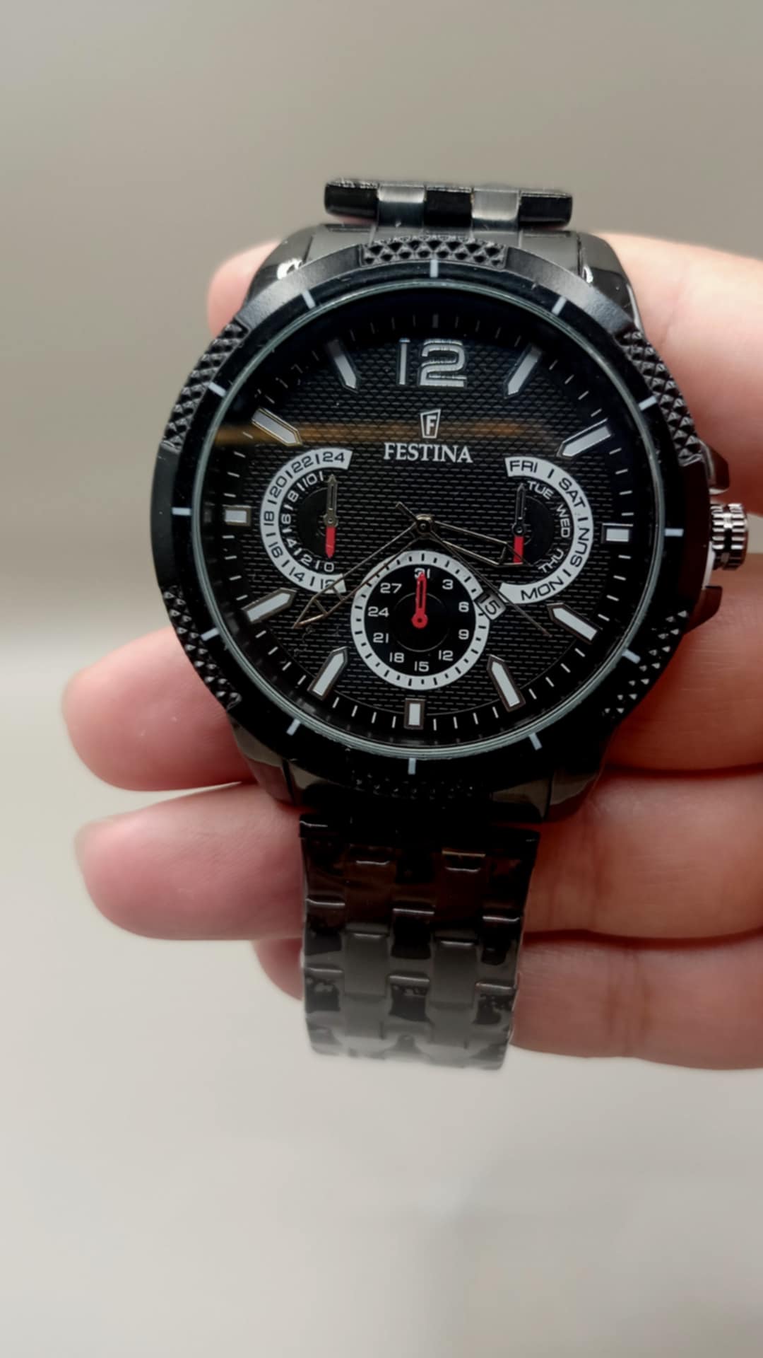 Festina noir ساعة فيستينا فخمة من الفولاذ المقاوم للصدأ  - Image 3