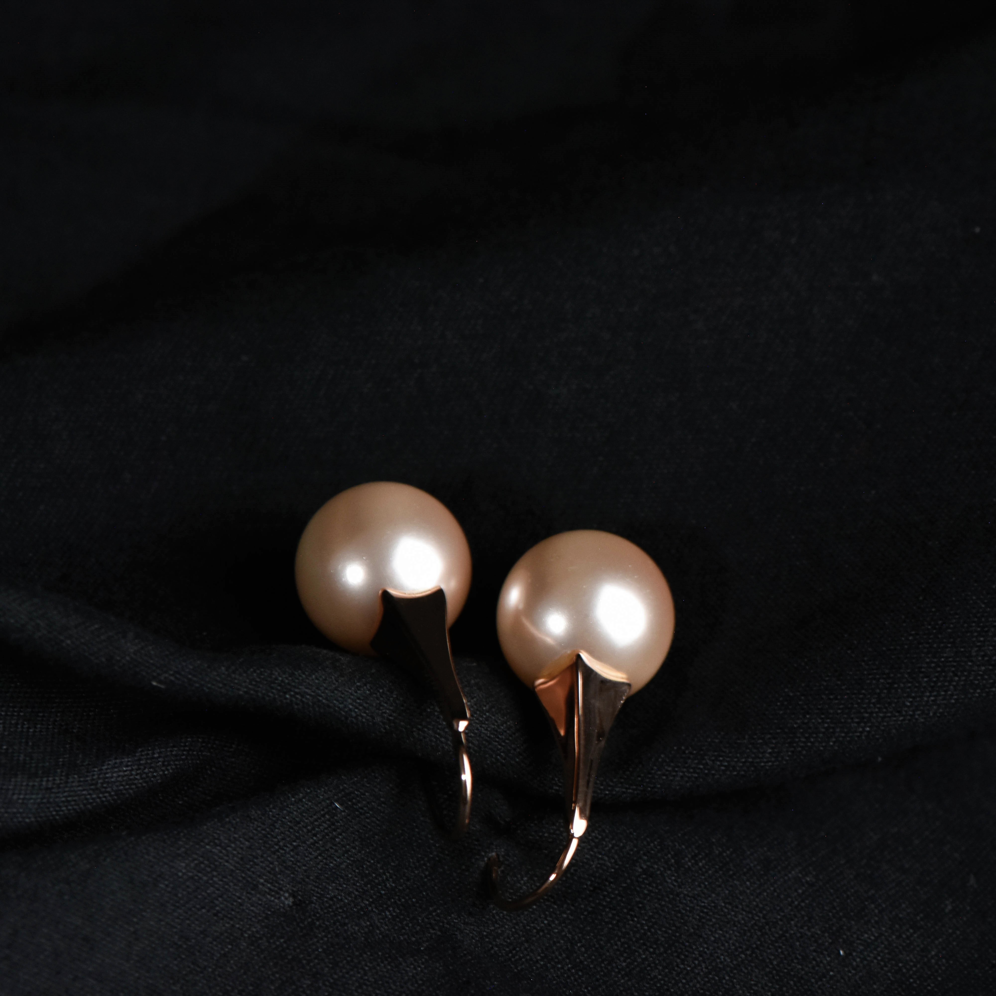 ROSE PEARL EARRINGS - Image 5