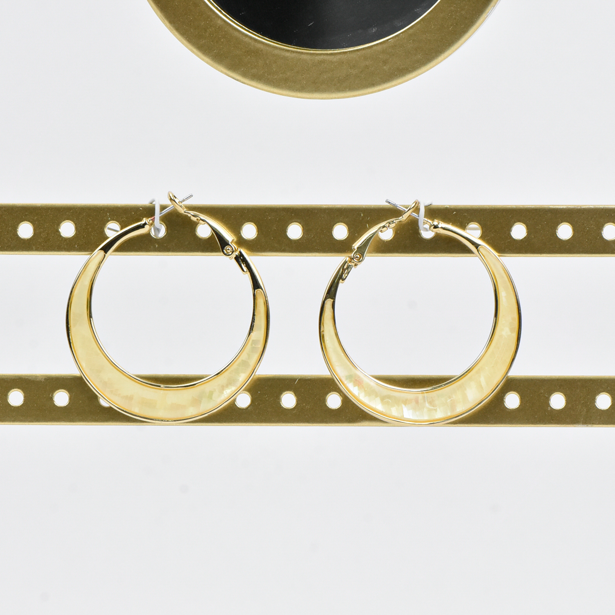 Serenity Circles - Image 2