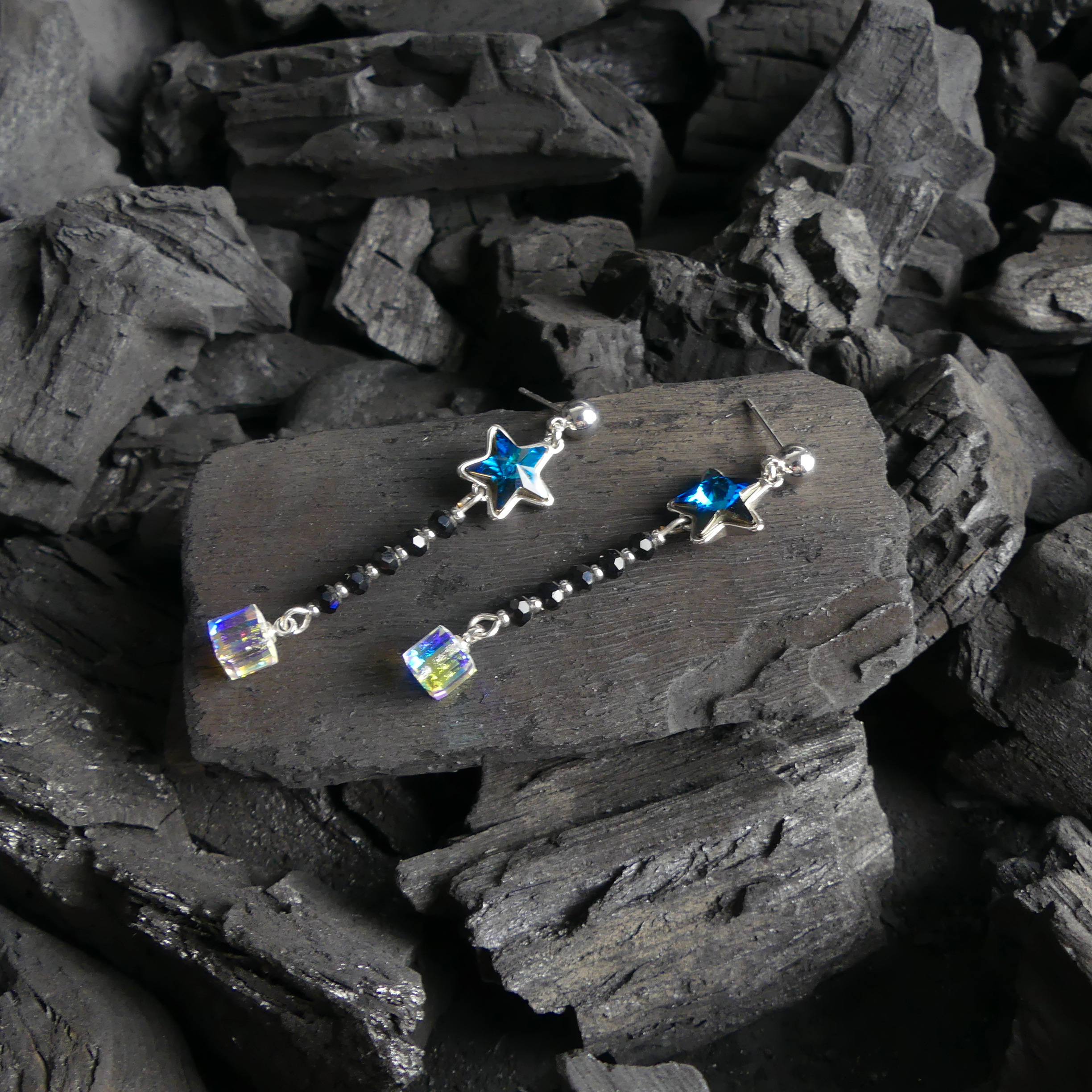 Boucle D'oreille Pendantes Etoile Bleu Reflet - Image 3