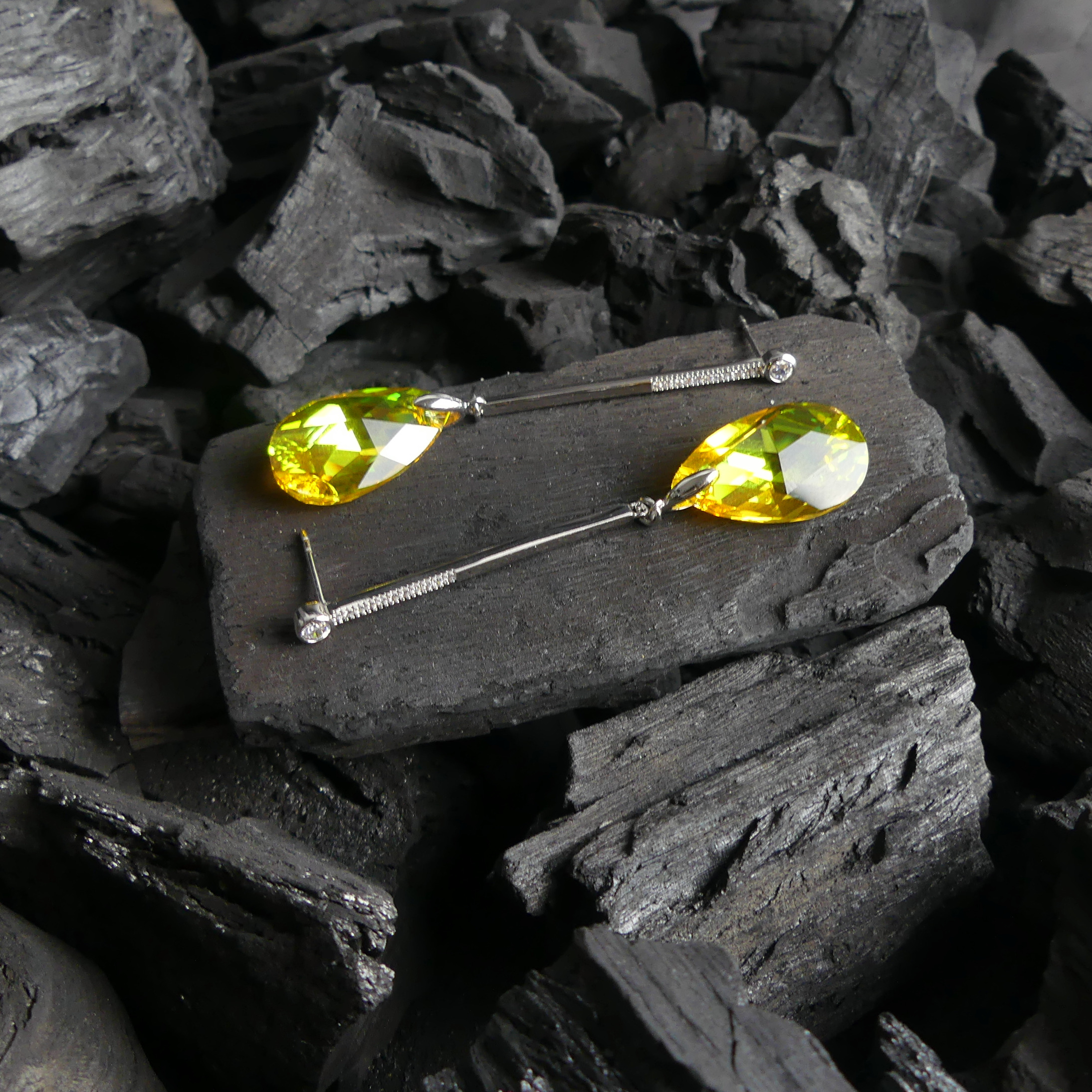 Boucle D'oreille Pendantes Goutte Jaune - Image 4