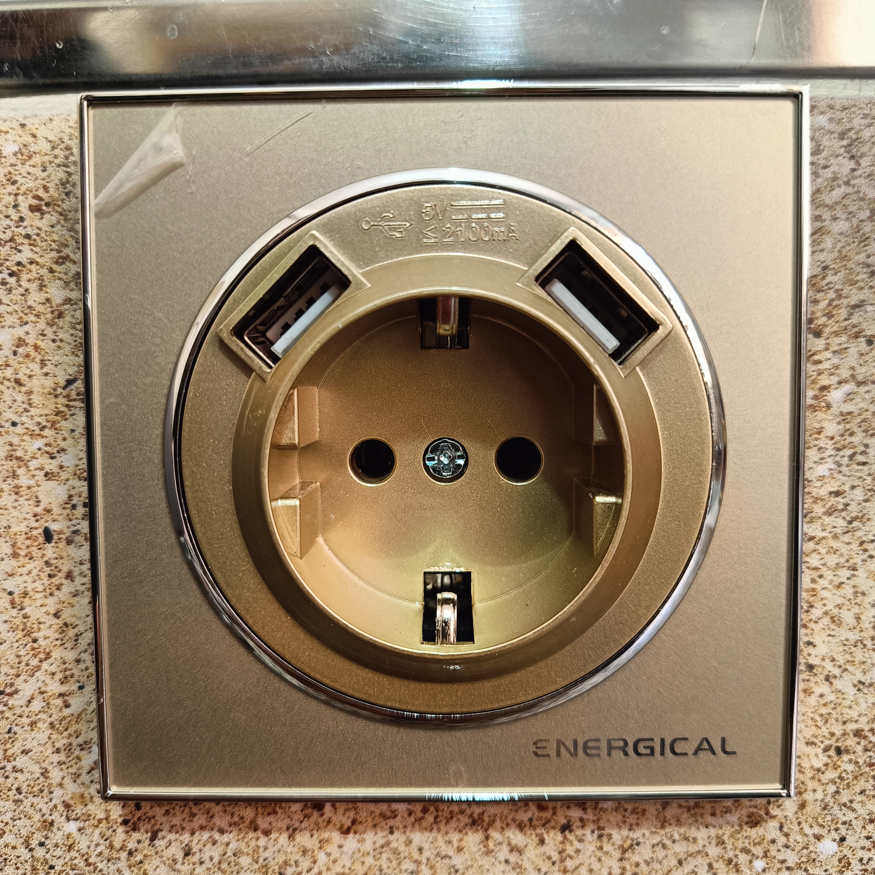 PRISE TERRE AVEC 2 USB - Image 5