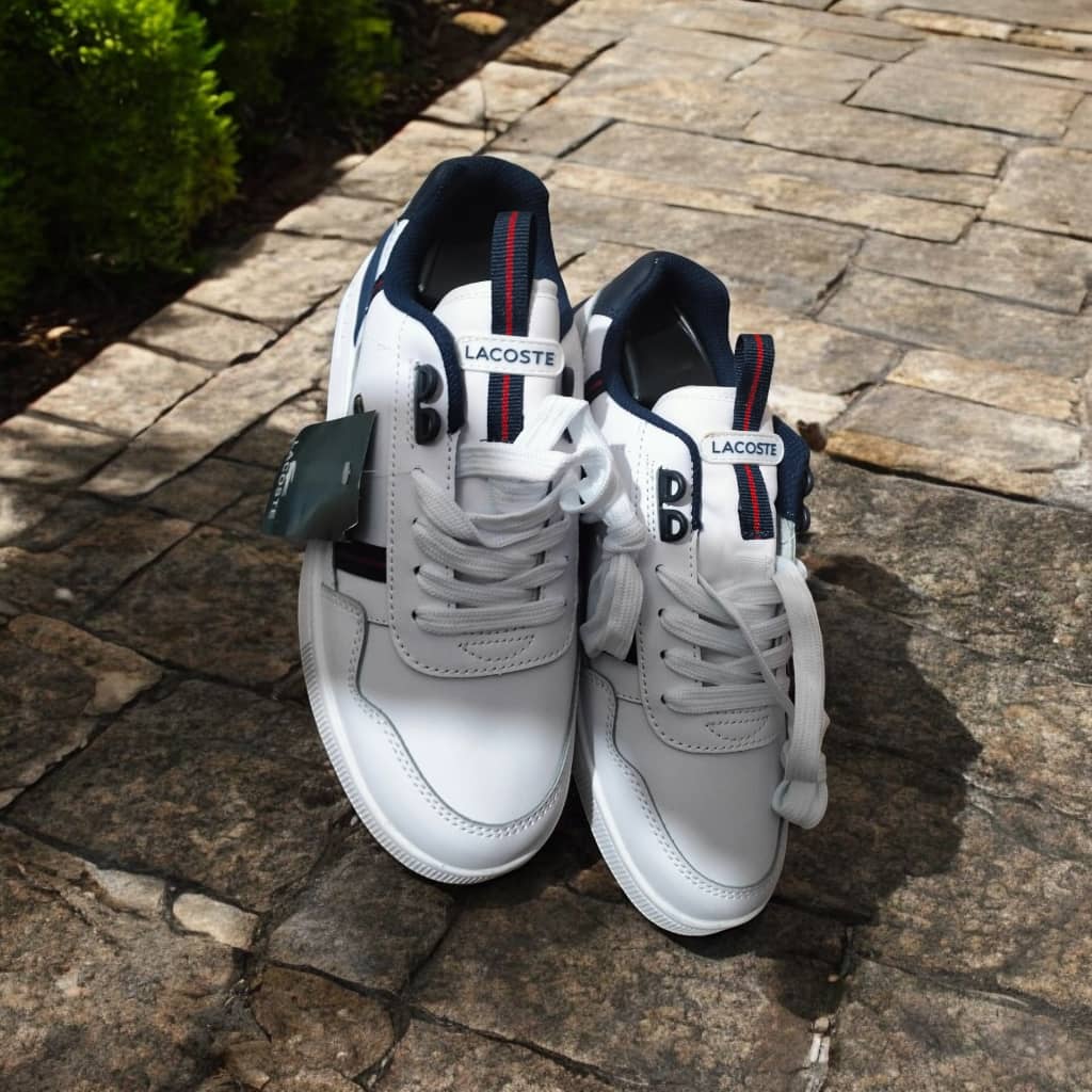 Lacoste  سبب التخفيض لايوجد كل المقاساتA 30% Lacoste Men's Game Advance - Image 3