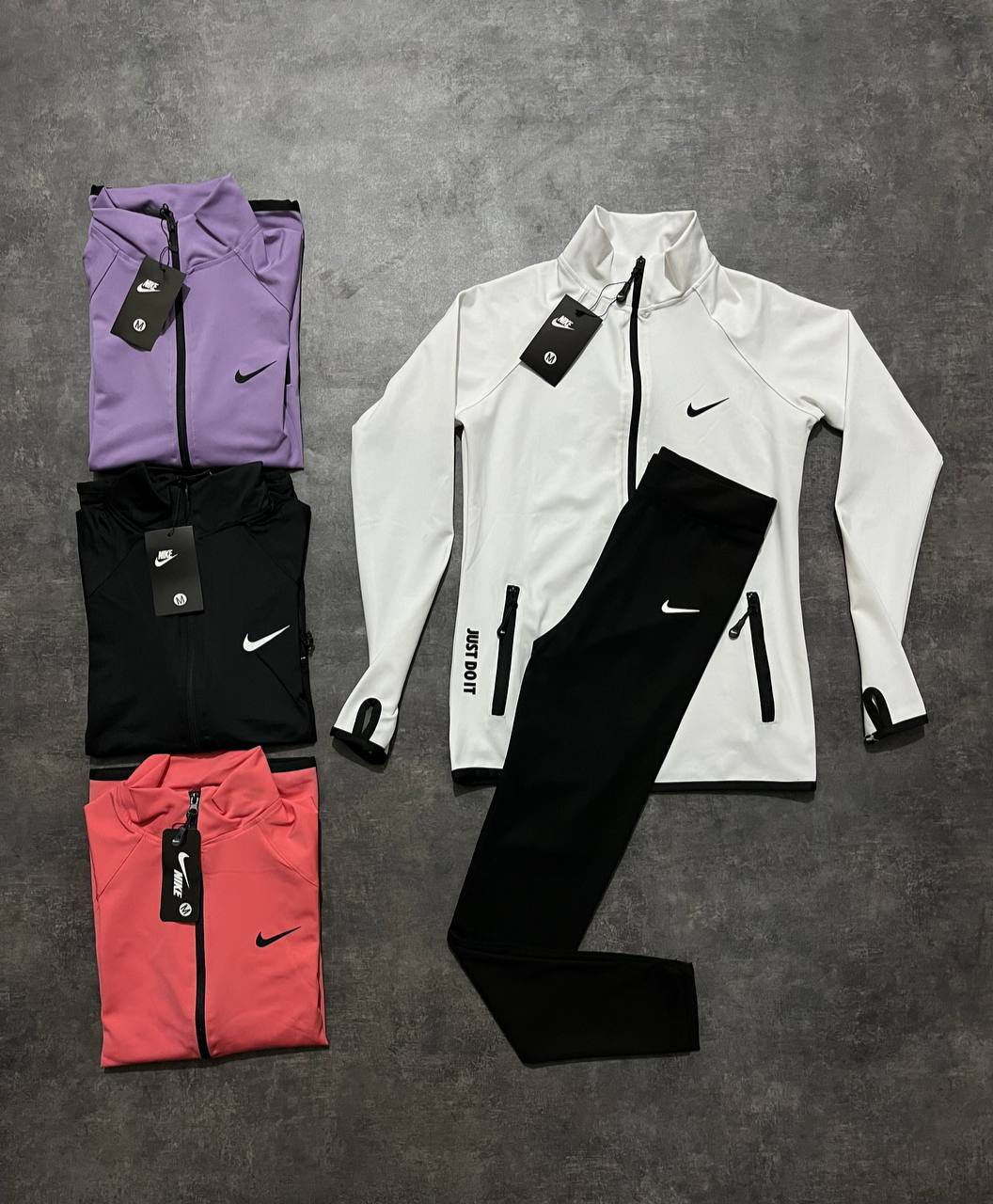 ENSEMBLE NIKE  - Image 1