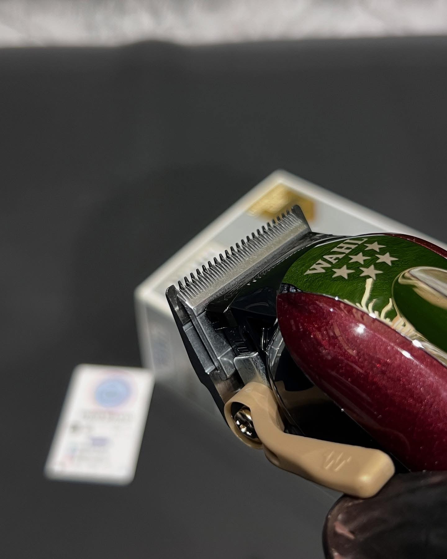   🇺🇸🇺🇸USA WAHL MAGIC CLIP - Image 1