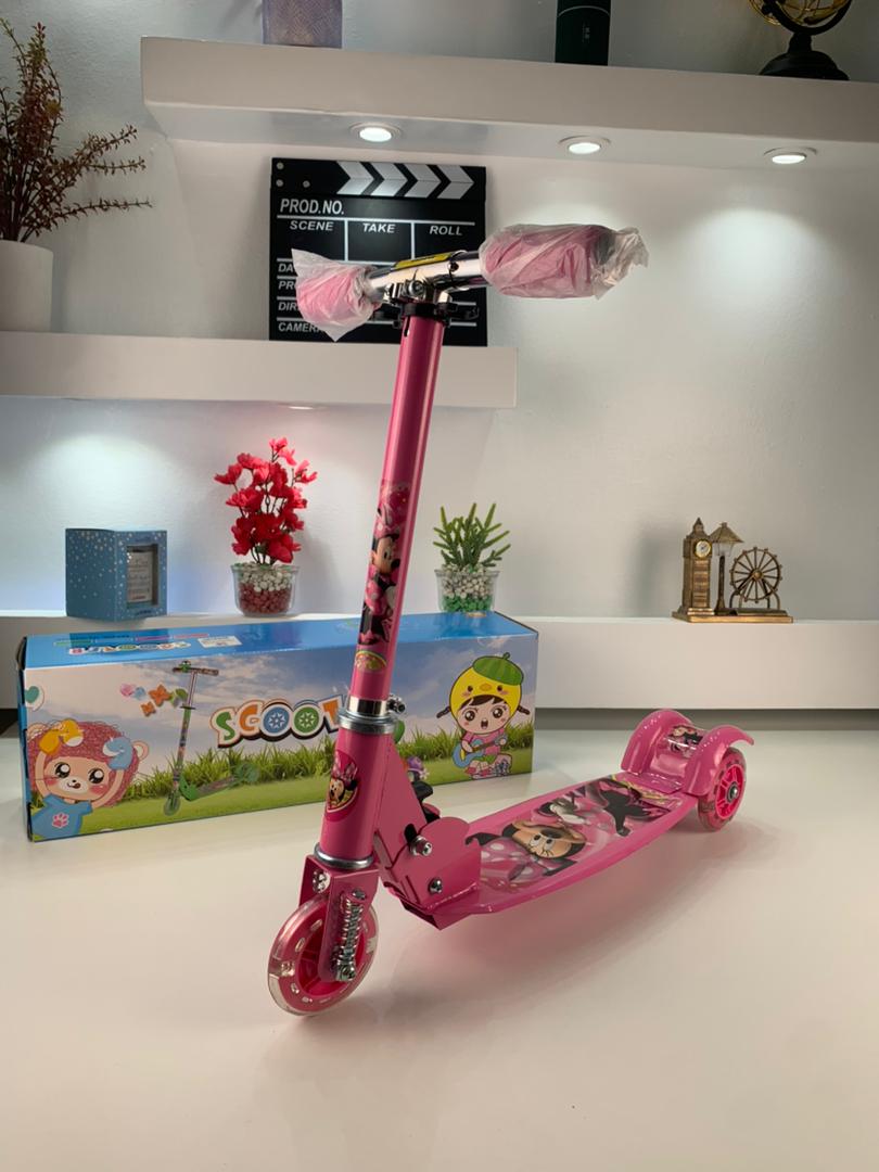 Trottinette Enfant à 3 Roues Lumineuses, Pliable à Hauteur Réglable pour Enfants😍🔥 - Image 1