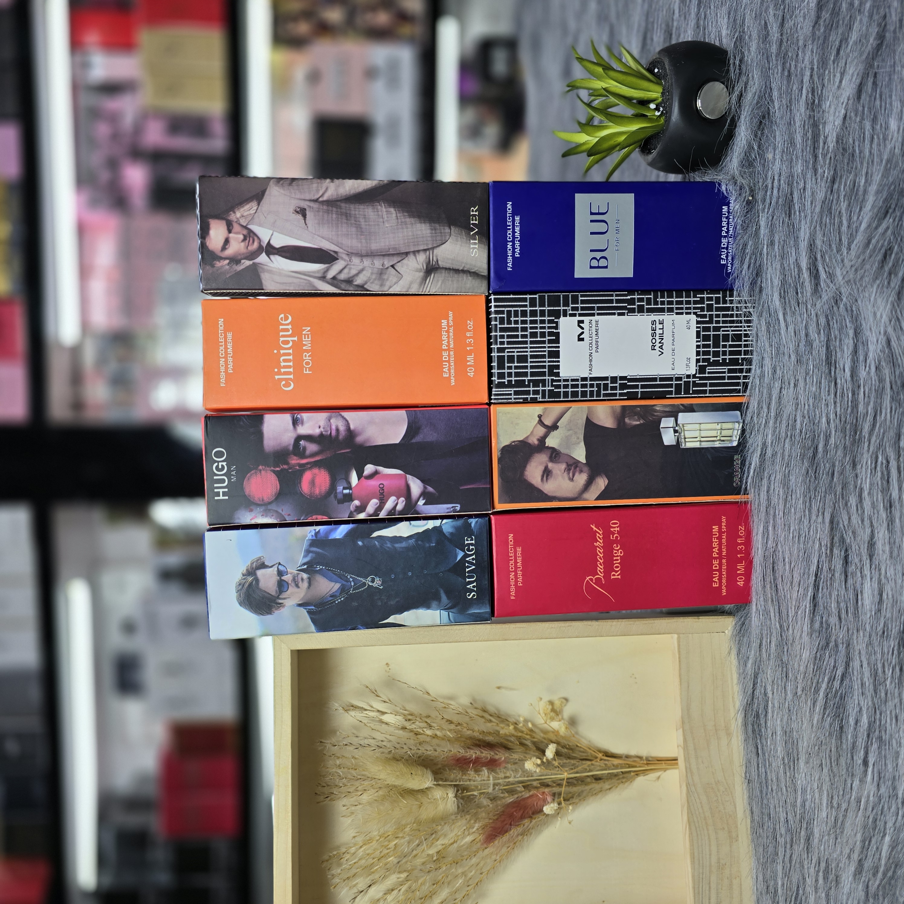 8 عطور رجالية متنوعة  - Image 1