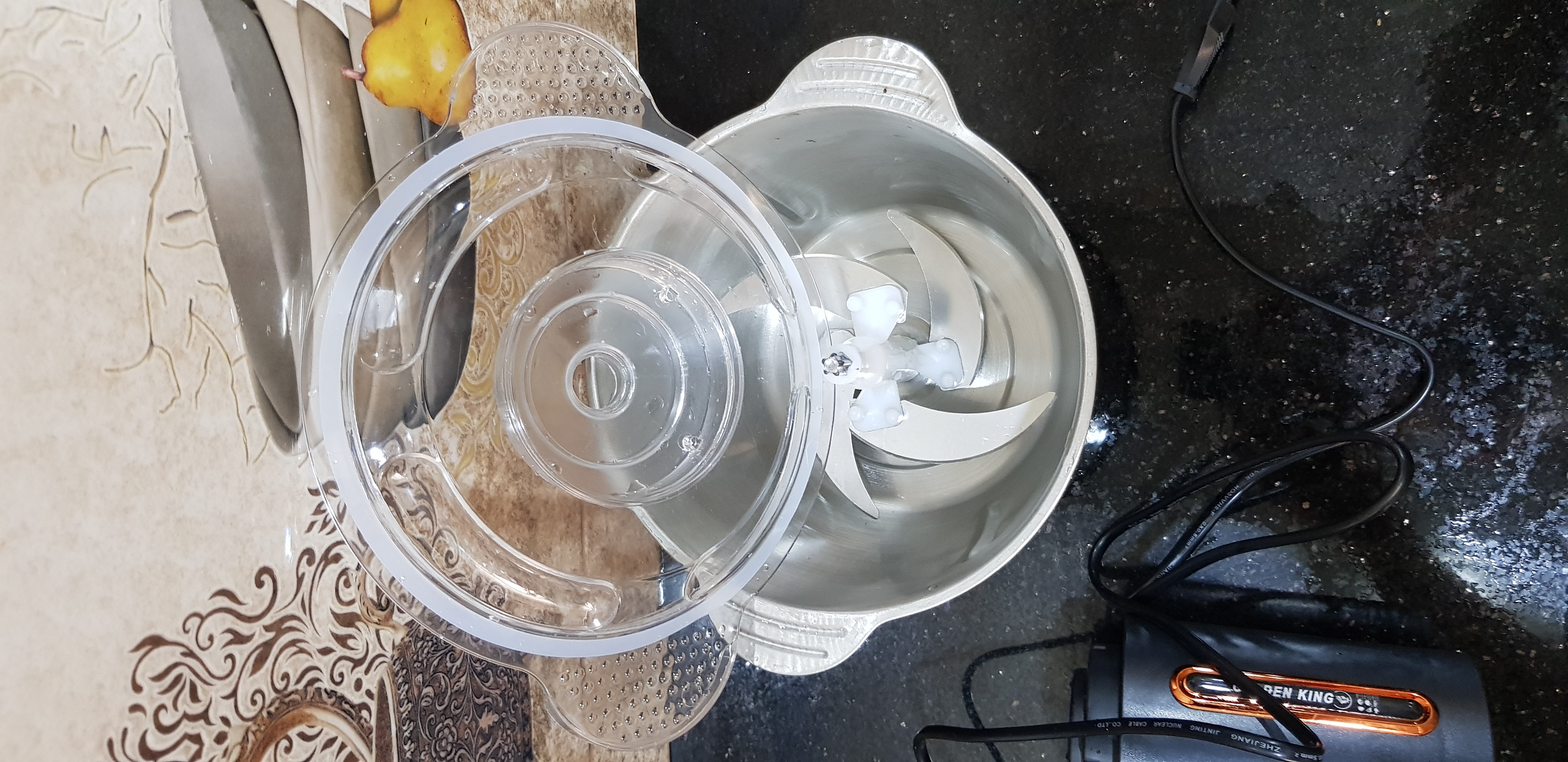أشوار الخضر واللحوم بشفرات حادة مقاومة للصدأ ووعاء من الاينوكس | Hachoir  Électrique Avec Un Bol En inox 3L 300W - Image 4