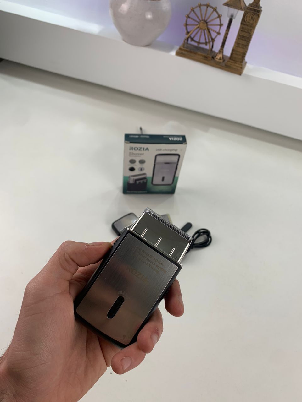 Rasoir Électrique Portable Rozia – ماكينة حلاقة كهربائية محمولة - Image 6