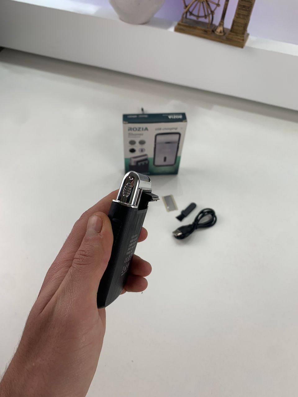 Rasoir Électrique Portable Rozia – ماكينة حلاقة كهربائية محمولة - Image 7