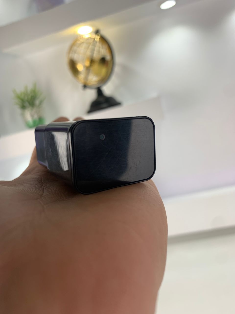 Caméra Chargeur WiFi Camouflée – كاميرا خفية واي فاي على شكل شاحن    - Image 4