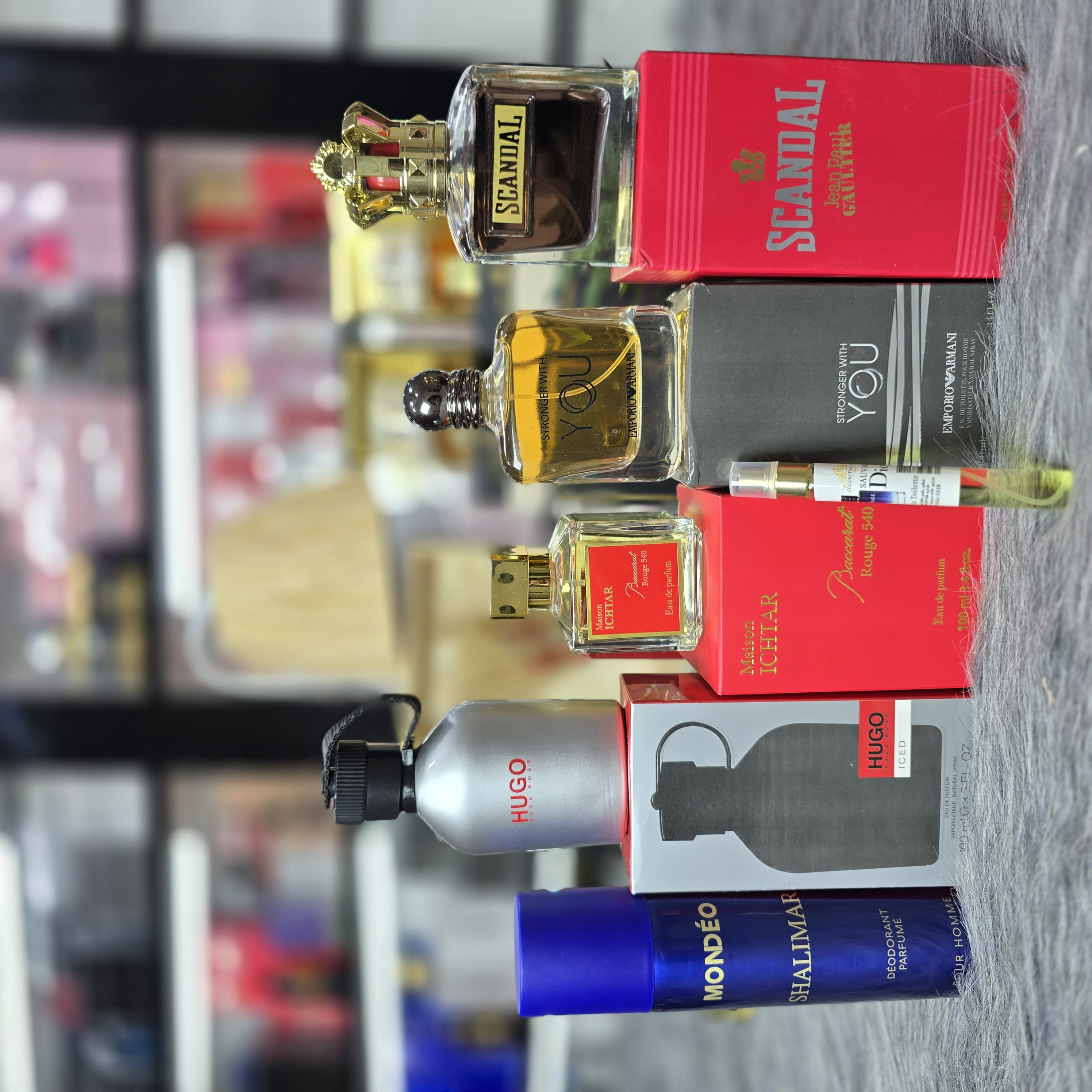 عطور رجالية فاخرة + هدايا - Image 1