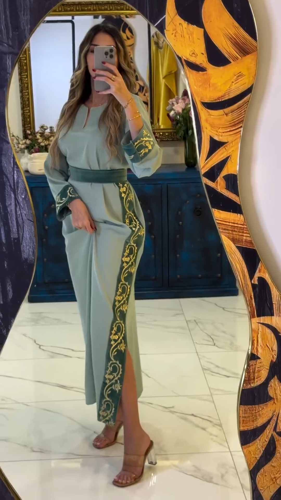 Robe Nadine - Image 2