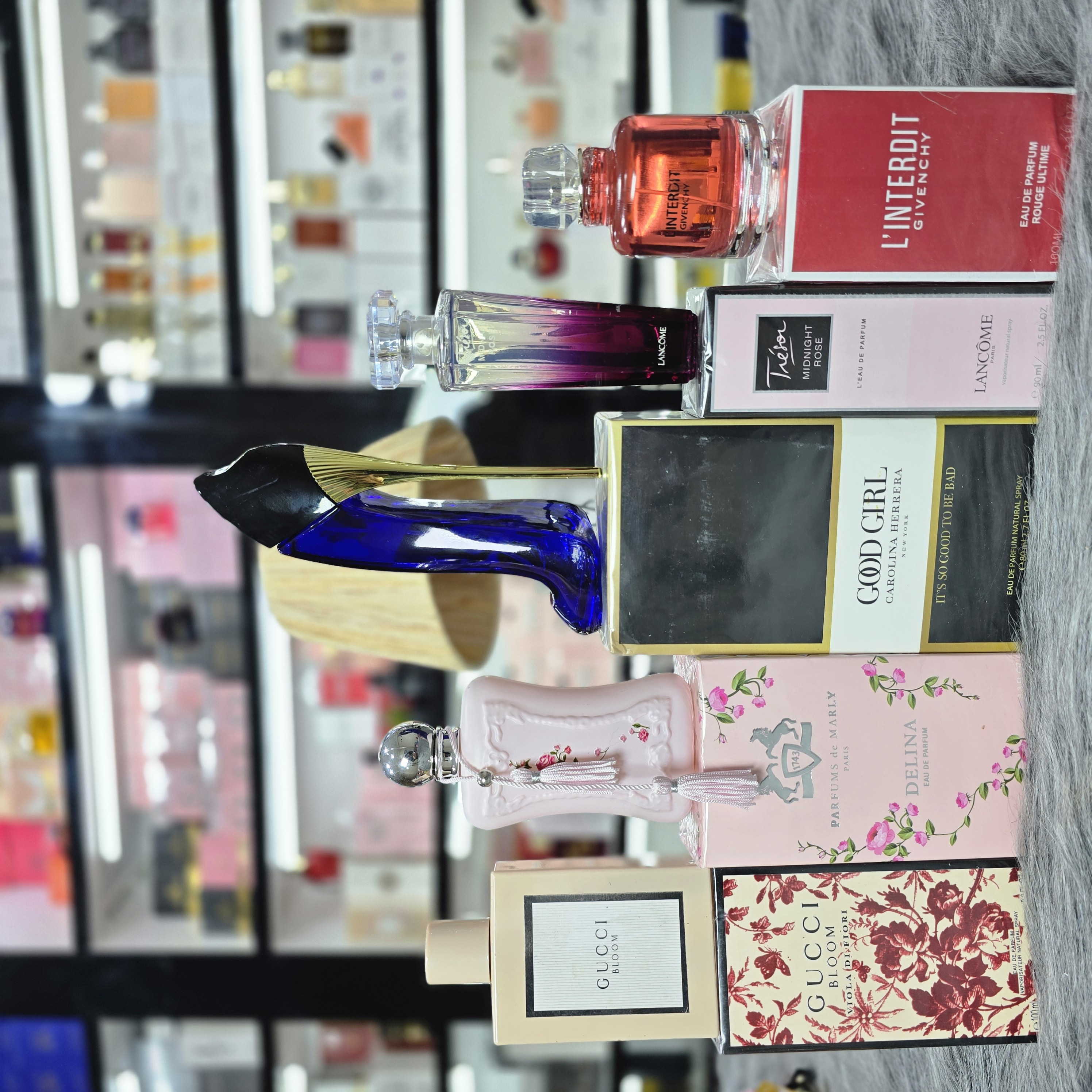 عطور نسائية فرمونية - Image 1